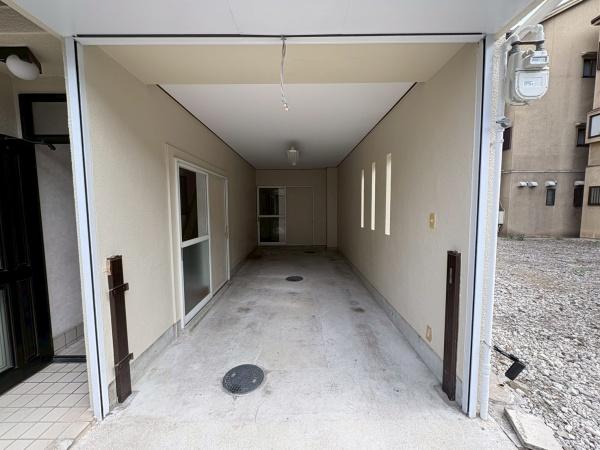 門真市江端町の中古一戸建て(駐車場)