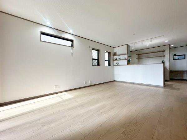 寝屋川市川勝町　新築戸建