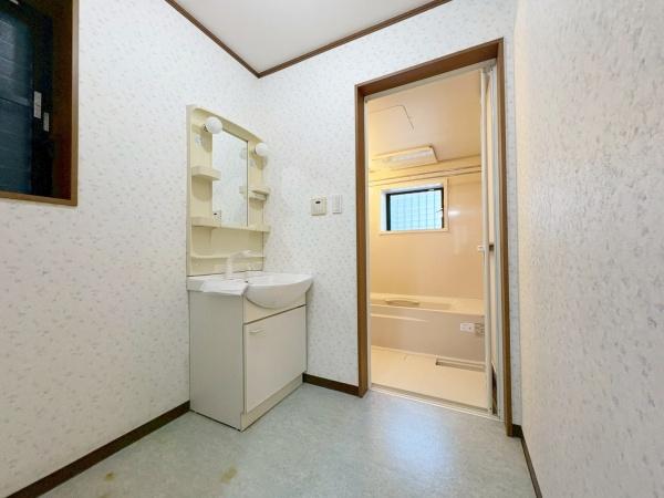 門真市三ツ島４丁目の中古一戸建て