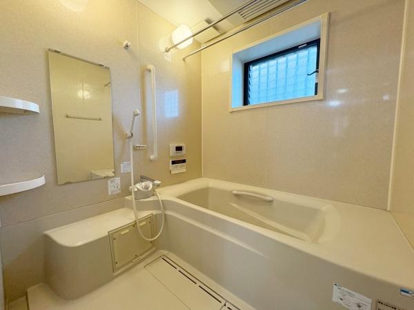 門真市三ツ島４丁目の中古一戸建て