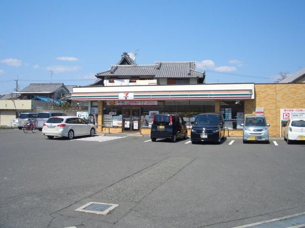 門真市下馬伏町の中古一戸建て(セブンイレブン門真下馬伏店)