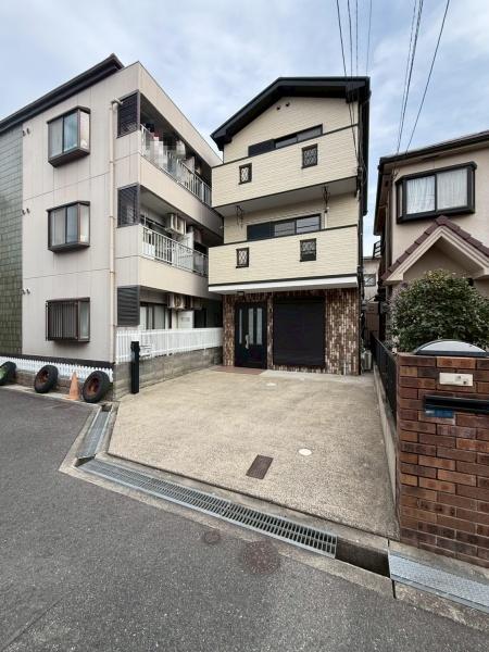 寝屋川市池田本町　中古戸建