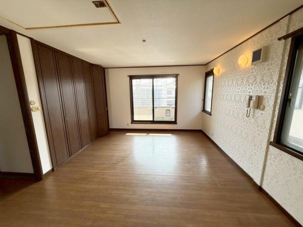 寝屋川市成田東が丘の中古一戸建て