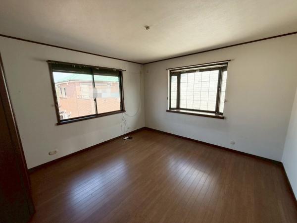 寝屋川市成田東が丘の中古一戸建て