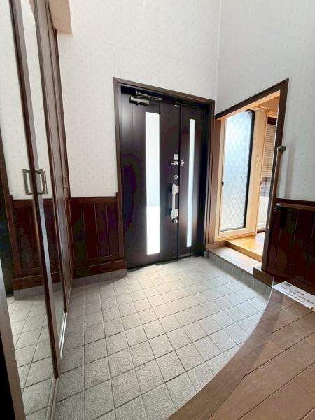 寝屋川市成田東が丘の中古一戸建て