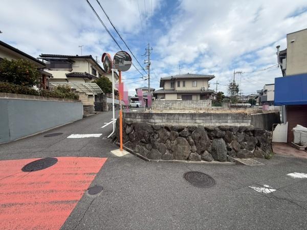 寝屋川市成田町の土地