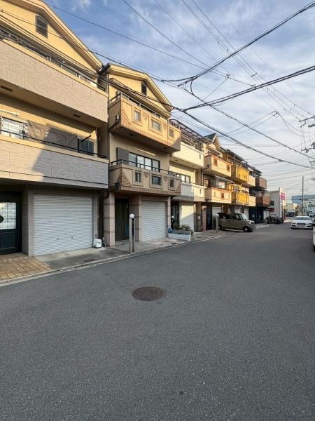 門真市三ツ島４丁目の中古一戸建て