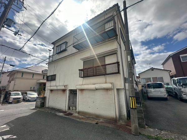 寝屋川市国松町　古家付き土地