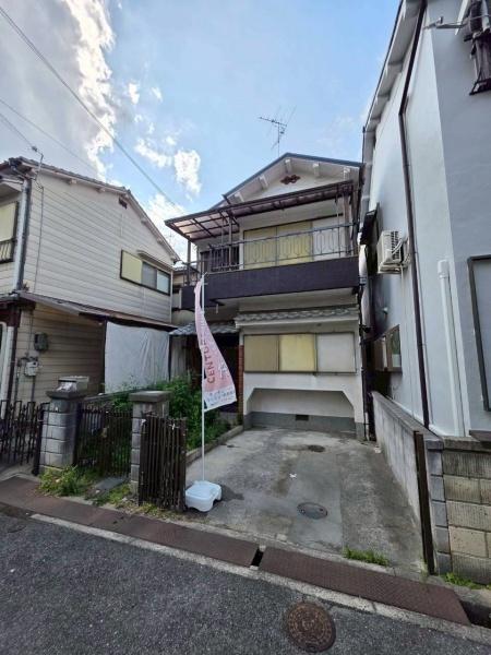 寝屋川市成田南町の中古一戸建て