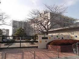 大阪市鶴見区横堤２丁目の中古一戸建て(大阪市立横堤小学校)