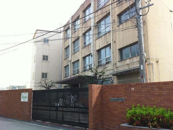 大阪市鶴見区横堤２丁目の中古一戸建て(大阪市立横堤中学校)