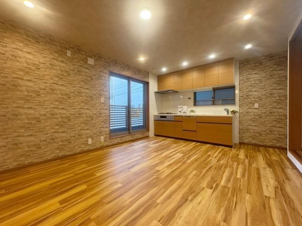 門真市千石西町　中古戸建