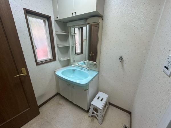寝屋川市成田南町の中古一戸建て