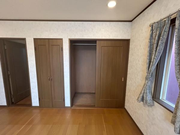 寝屋川市成田南町の中古一戸建て