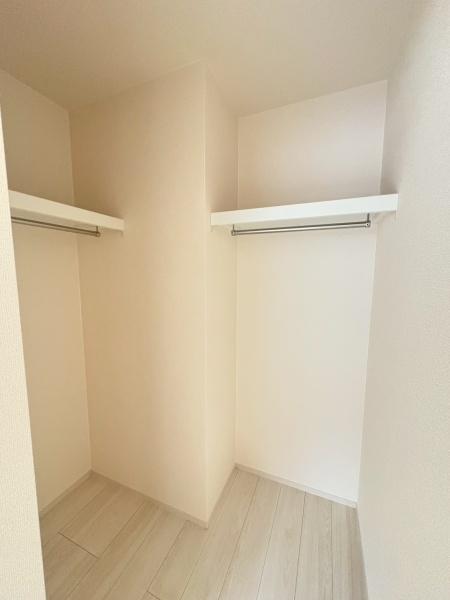 寝屋川市太秦中町　新築戸建