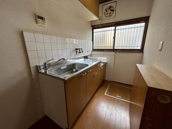 寝屋川市萱島東2丁目　中古テラスハウス