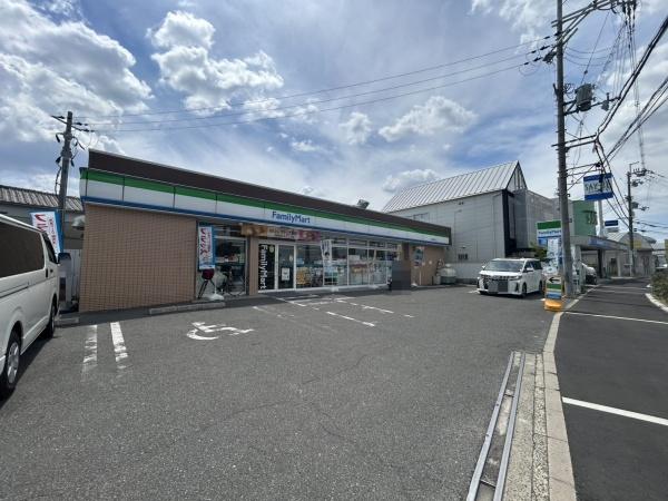 枚方市東香里元町の中古一戸建て(ファミリーマート枚方東香里店)