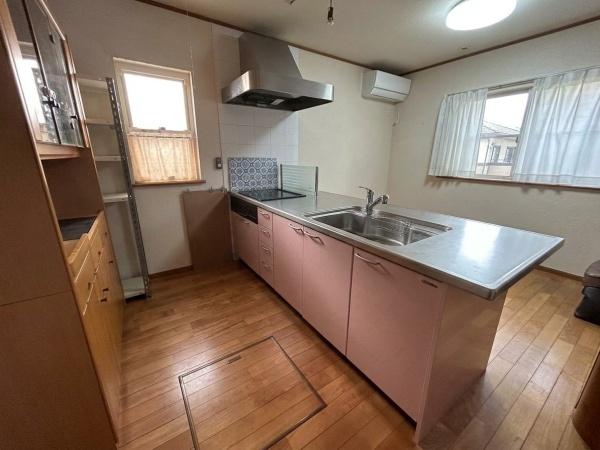 枚方市東香里元町の中古一戸建て