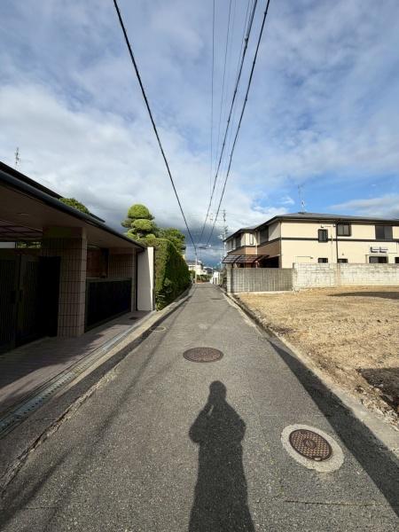 寝屋川市東香里園町の土地