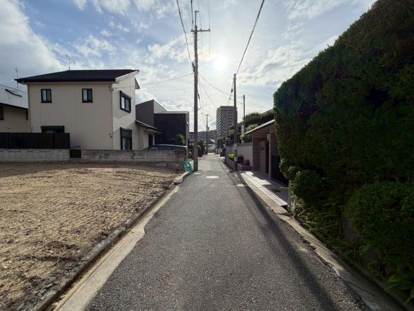 寝屋川市東香里園町の土地