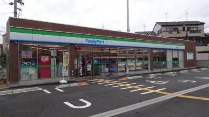 労住かどまハイツＡ棟(ファミリーマート門真浜町店)