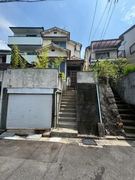 寝屋川市太秦桜が丘　中古戸建