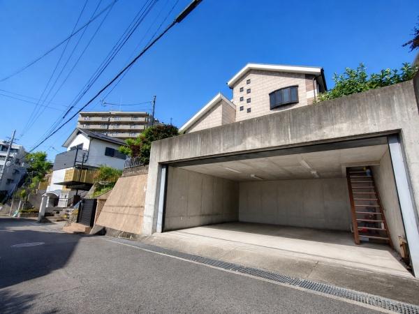 寝屋川市成田東町の中古一戸建て