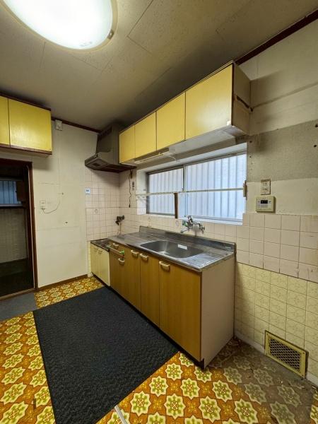 寝屋川市池田本町　中古戸建