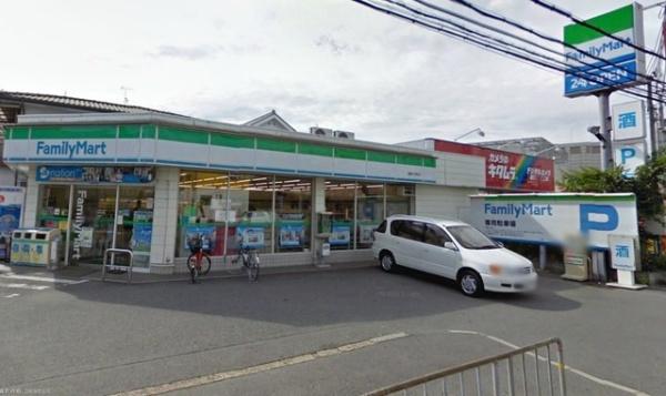 寝屋川市初町　新築戸建(ファミリーマート寝屋川初町店)