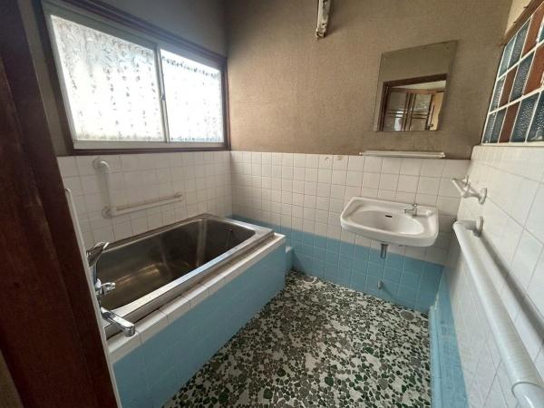 寝屋川市明和2丁目　中古戸建