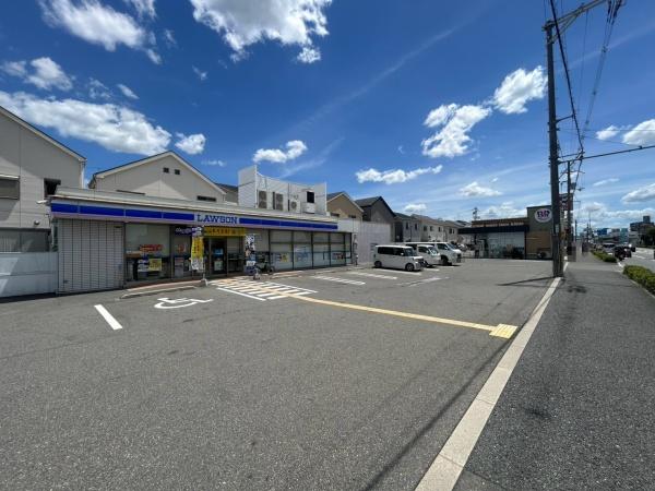 レ・ジェイドシティ瓢箪山(ローソン東大阪末広町店)