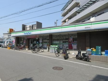 寝屋川市萱島本町の中古一戸建て(ファミリーマート萱島駅前店)