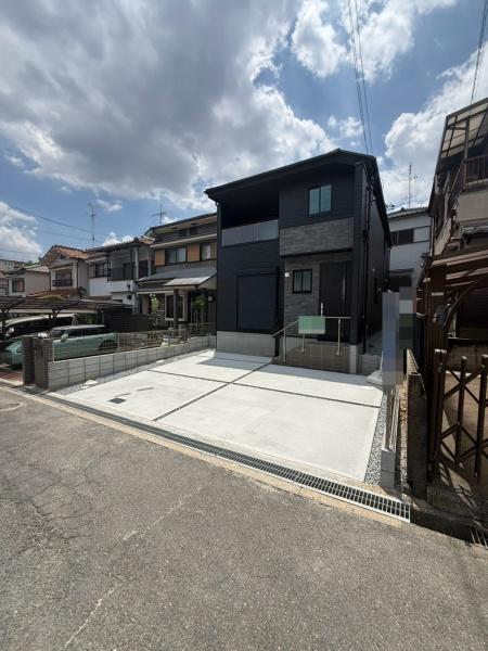 寝屋川市成田東が丘1期1号棟　新築戸建