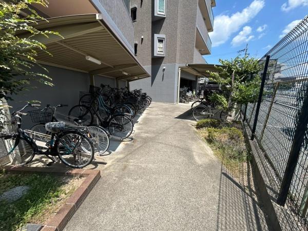 ネバーランド古川橋・並木通り