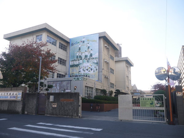 寝屋川市石津元町の土地(寝屋川市立友呂岐中学校)