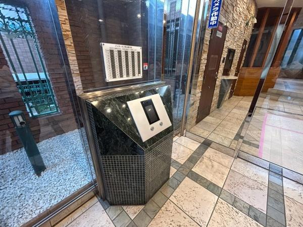サンメゾン守口　ミンスターコート