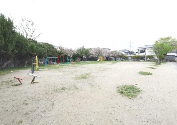 寝屋川サンハイツＢ棟(池田2号公園)