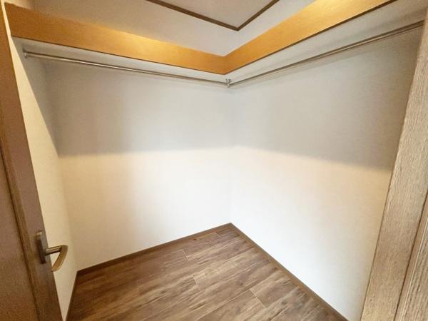 門真市三ツ島５丁目の中古一戸建て