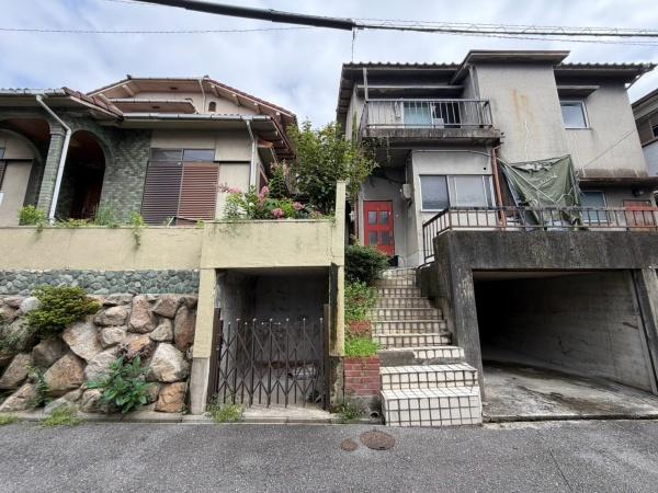 寝屋川市菅相塚町　古家付き土地