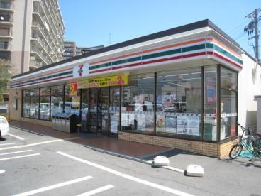 門真市堂山町　新築戸建(セブンイレブン守口八雲東町2丁目店)