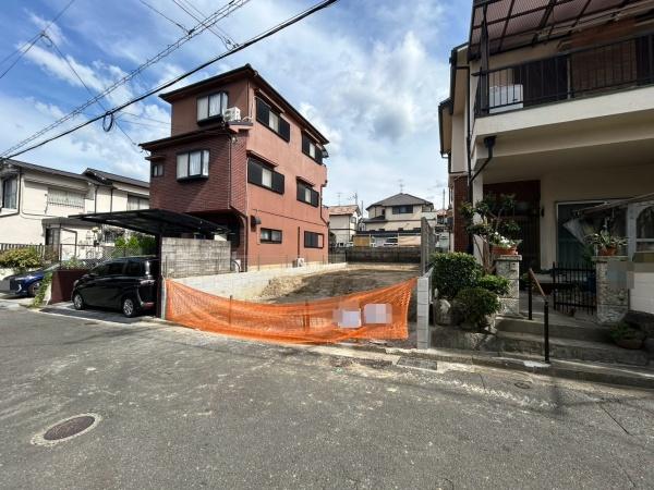 寝屋川市太秦桜が丘　新築戸建