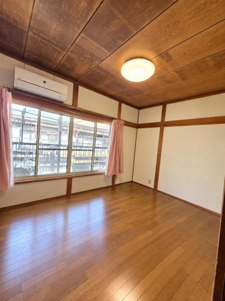 寝屋川市石津元町の中古一戸建て
