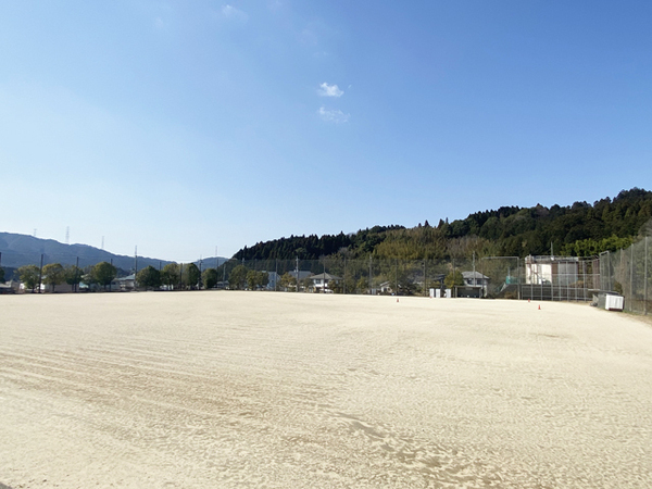 豊能郡豊能町希望ケ丘６丁目の中古一戸建て(豊能町立スポーツ広場)