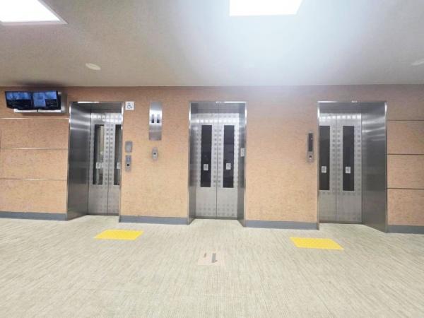 ローレルハイツ茨木総持寺　1号棟