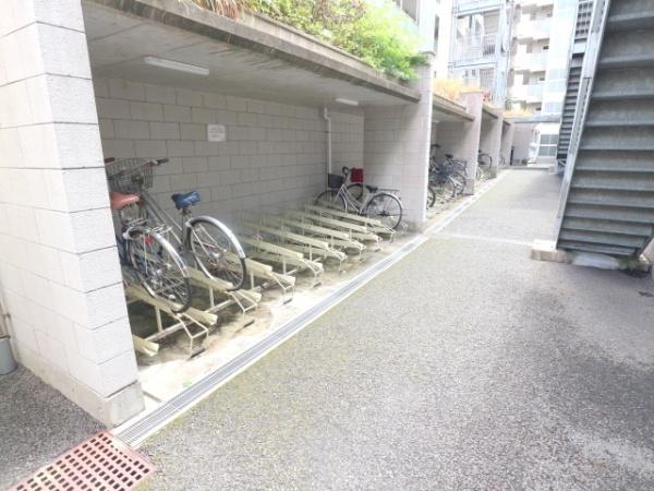 エルフラッツ萱島