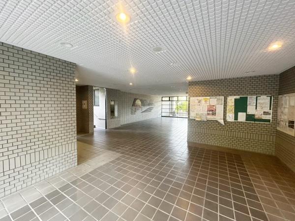 オークヒルズ香里四番館
