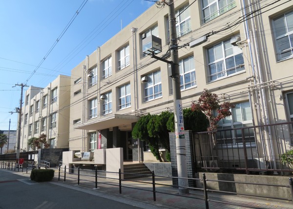 大阪市東住吉区北田辺4丁目の中古一戸建て(大阪市立北田辺小学校)