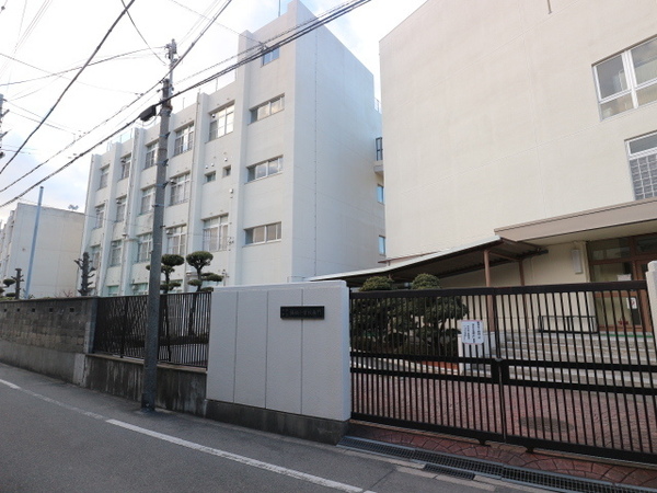 大阪市生野区桃谷2丁目の土地(大阪市立鶴橋小学校)