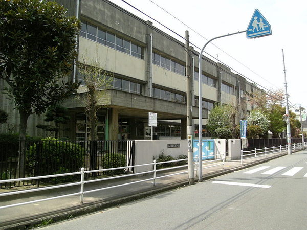 八尾市竹渕西5丁目の中古一戸建て(八尾市立竹渕小学校)