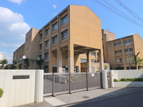 松原小川園ローレルコート(松原市立松原第七中学校)